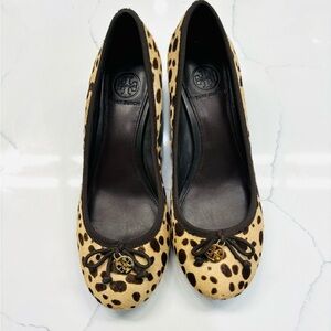 Tory Burch Brown Tan Flats